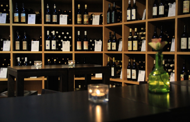 magasin-COARAZE-min_wine_vinorama_wine_bottle_cellar_red_wine_wines_storage_wine_rack-1077047